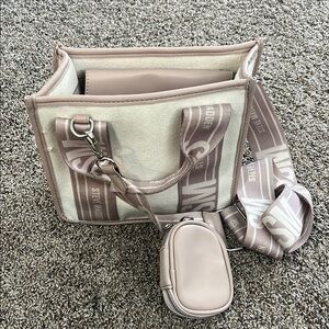 Steve Madden Cream and Tan Women's Bag